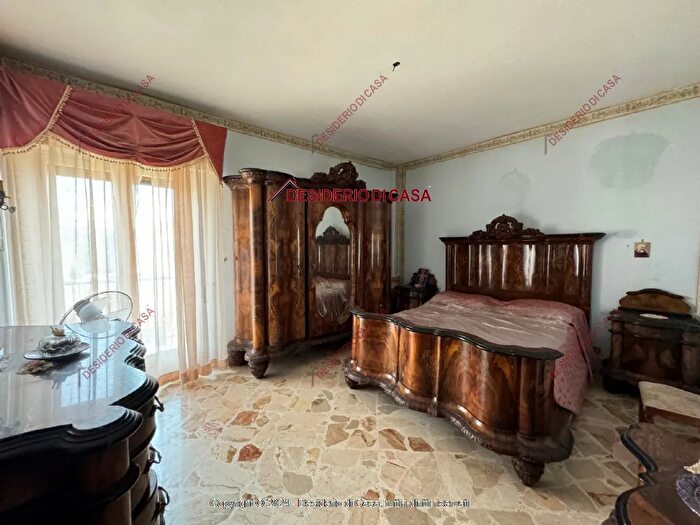 Appartamento trilocale in vendita in Altavilla Milicia