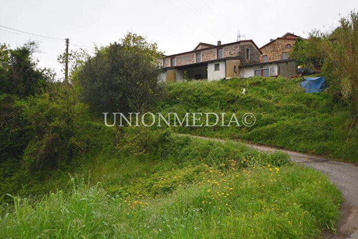 Casa con 5 locali in vendita in Via Canepari, Fosdinovo