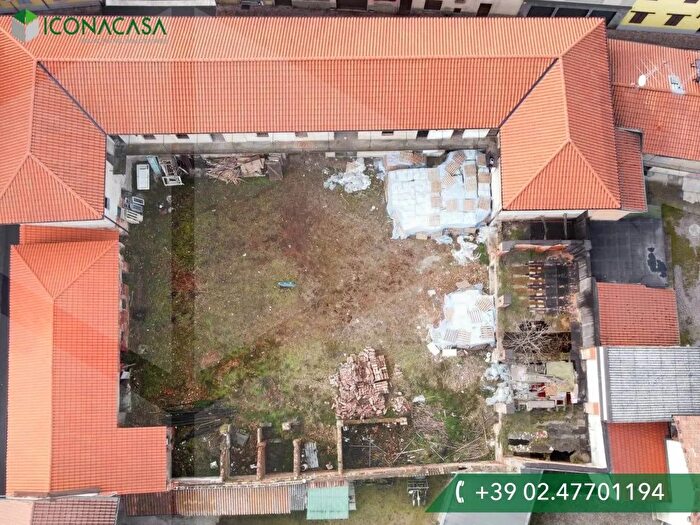 Appartamento in vendita in Via Padre Giuliani, Ossona