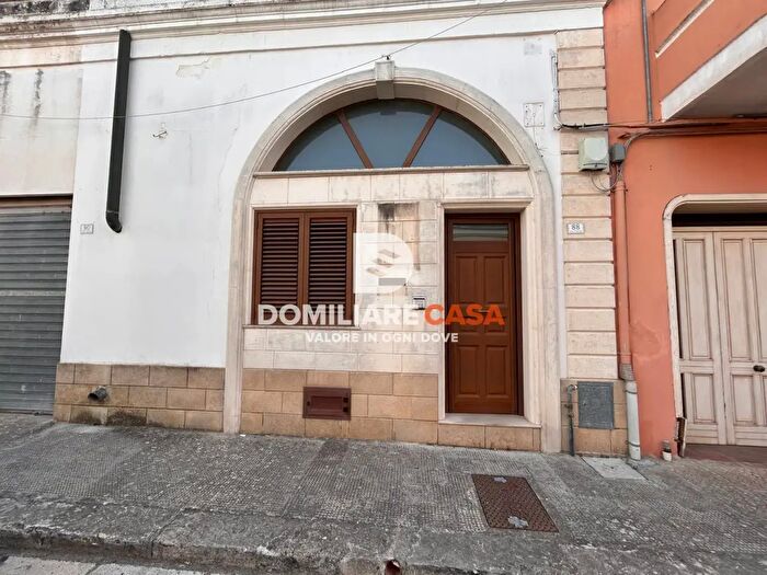 Casa bilocale in vendita in Via Trento, Surbo