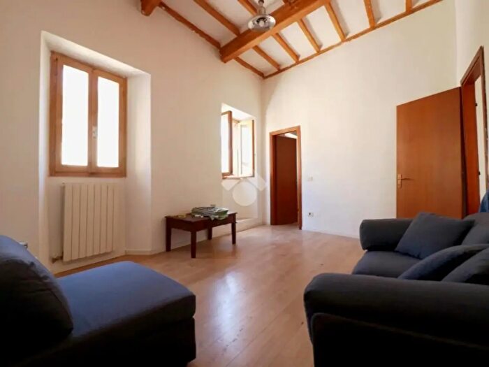 Appartamento con 5 locali in vendita in Via Tartagni Marvelli, Dovadola