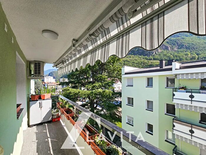 Appartamento trilocale in vendita in Via Maso della Pieve Pfarrhofstraße, Bolzano