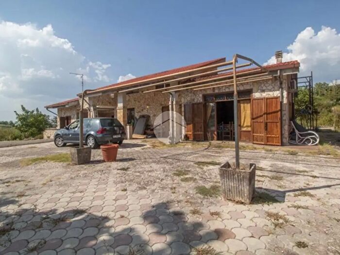Casa con 7 locali in vendita in Strada della Salvia, Palombara Sabina