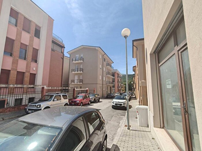 Appartamento trilocale in affitto in Villa Comunale, L'Aquila