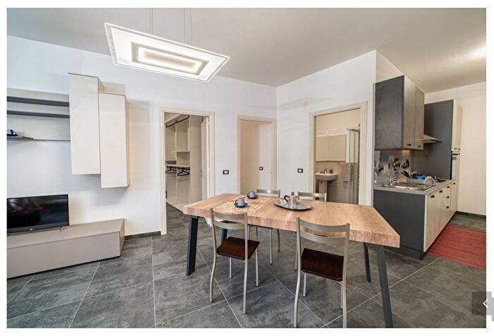 Appartamento trilocale in affitto in Via Giovanni da Cartagena, Addaura, Palermo