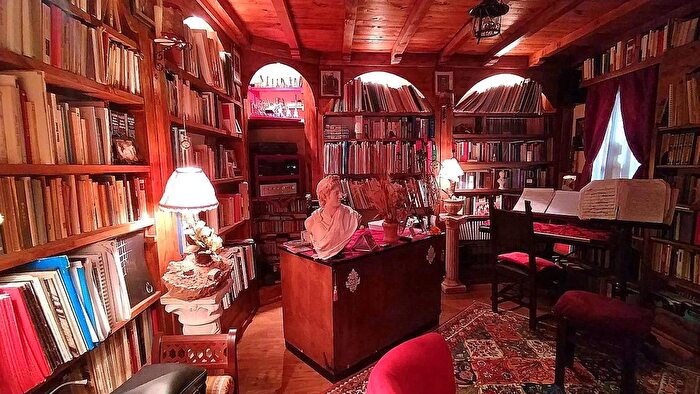 Appartamento con 6 locali in vendita in Tarano, Tarano