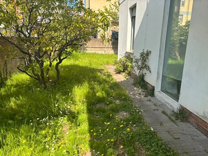 Appartamento con 5 locali in vendita in Pisa