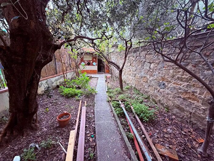 Appartamento trilocale in vendita in Firenze