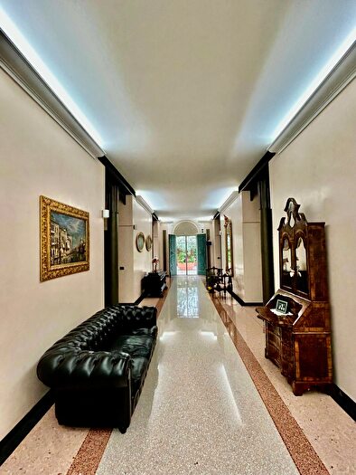 Casa con 15 locali in vendita in Sasso Marconi