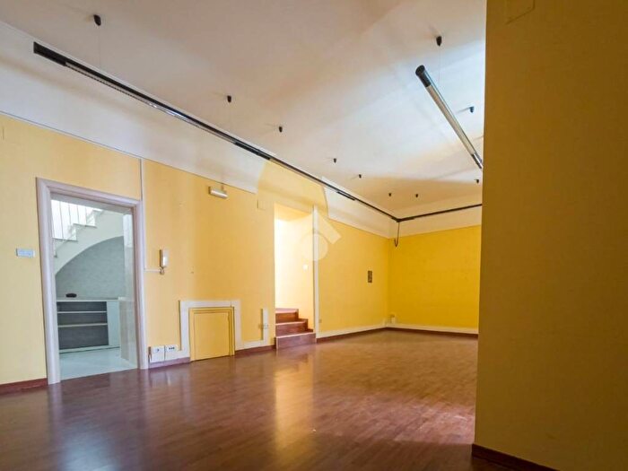 Appartamento quadrilocale in affitto in Via Santa Chiara, Centro, Manfredonia