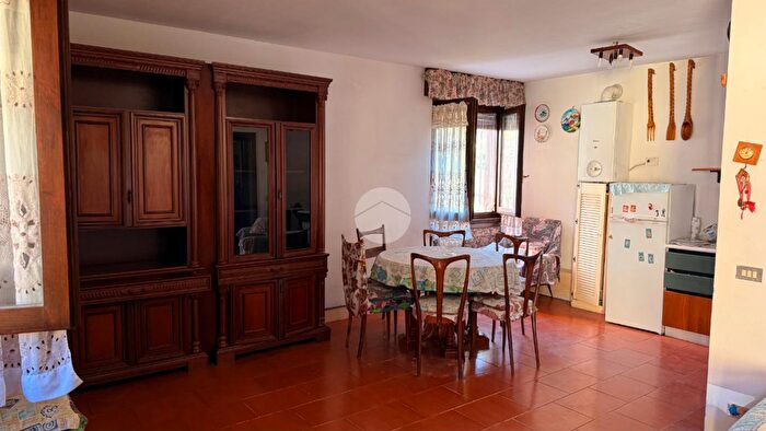 Appartamento trilocale in vendita in Via Camporotondo, Niardo