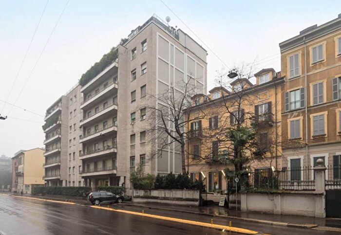 Appartamento monolocale in affitto in Via Senato, Quadrilatero della Moda, Milano