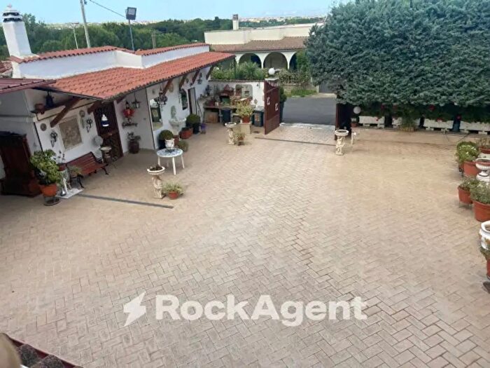 Casa trilocale in vendita in Via G Donizetti, Zagarolo