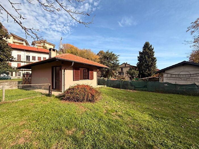 Casa trilocale in affitto in Via Vanchiglia, Centro, Rocca Canavese