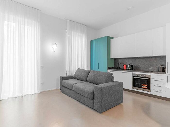 Appartamento monolocale in affitto in Via Errico Petrella, Buenos Aires, Milano