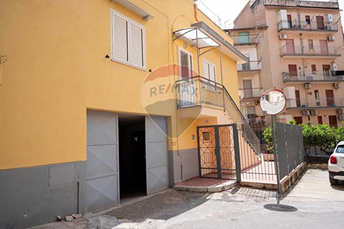 Appartamento con 9 locali in vendita in Via Palermo, Termini Imerese