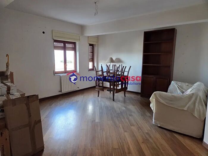 Appartamento quadrilocale in vendita in Via NazionalePentimele, Reggio Calabria