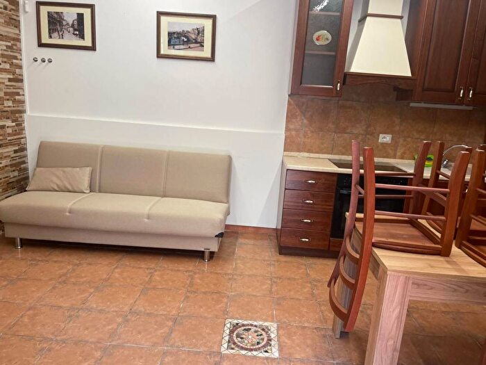 Appartamento bilocale in affitto in Via Angelo Emanuele, Motta SantAnastasia