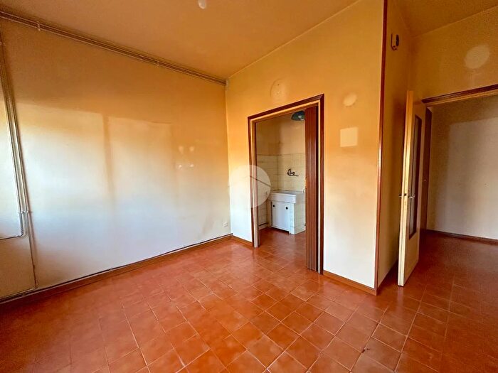 Appartamento trilocale in vendita in Via Salieri, Castel DAzzano