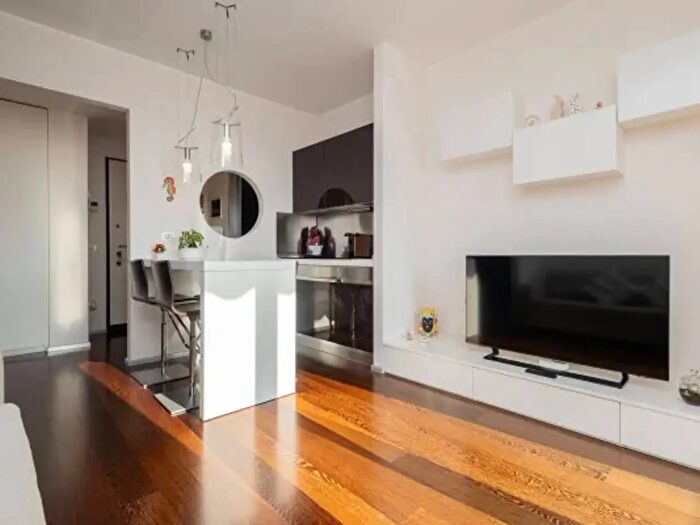 Appartamento trilocale in vendita in Via Felice Cavallotti, Monza