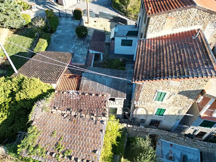 Casa bilocale in vendita in Via Nuova bis, Isolabona