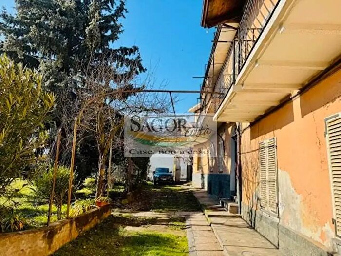 Case in Vendita e in Affitto - 2