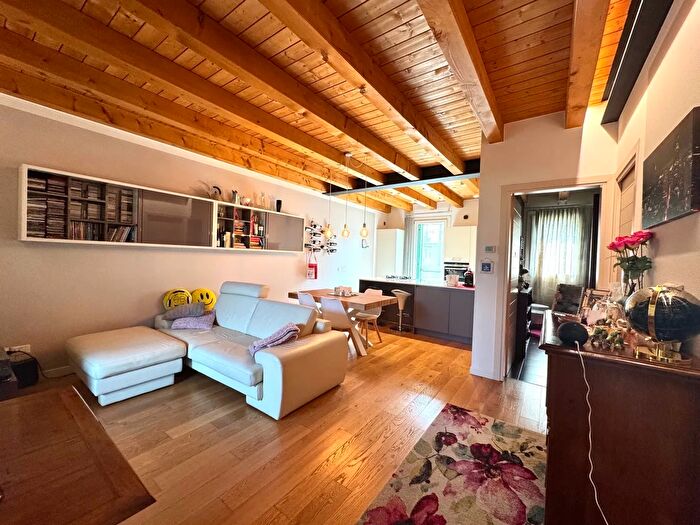 Casa in vendita in Via Europa, Sandrigo