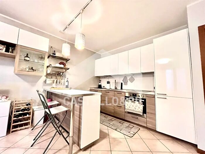 Appartamento trilocale in vendita in Via Solferino, Castiglione Delle Stiviere