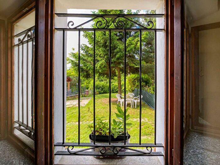 Appartamento trilocale in affitto in Frazione Casabianca, Casabianca Valleandona, Asti