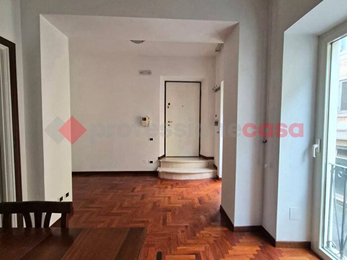 Appartamento quadrilocale in affitto in Piazza Garibaldi snc, Centro, Frosinone