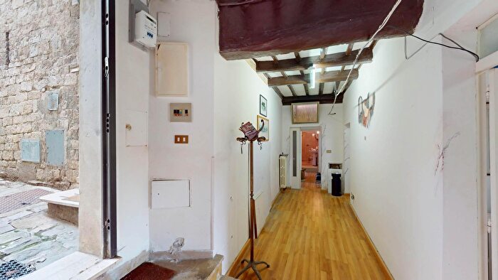 Appartamento quadrilocale in vendita in Via del Verzaro, Perugia