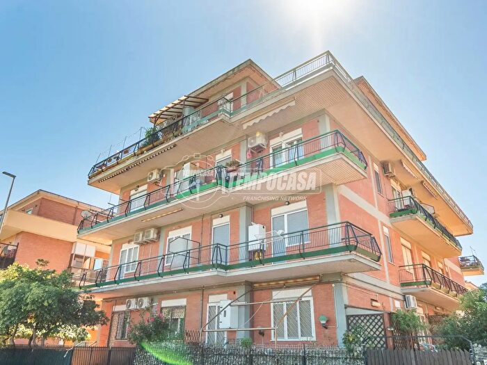 Appartamento bilocale in vendita in Via Roma, Ladispoli