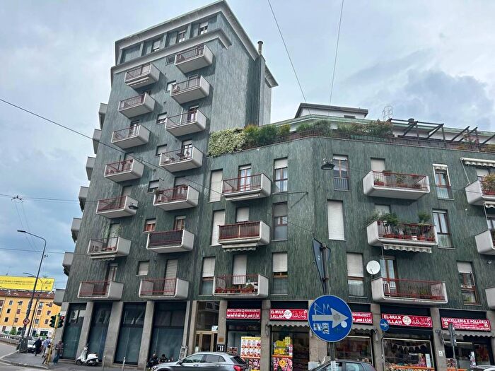 Appartamento trilocale in affitto in Piazzale Lugano, Bovisa, Milano