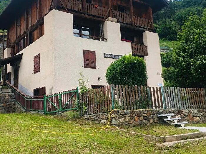 Casa quadrilocale in vendita in Via di Borgo Nuovo, Vermiglio