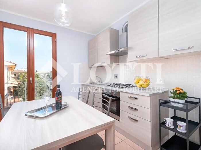 Appartamento trilocale in affitto in Bientina