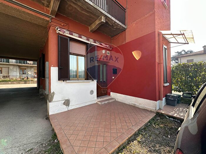 Appartamento bilocale in vendita in Via Cavour, Arcisate