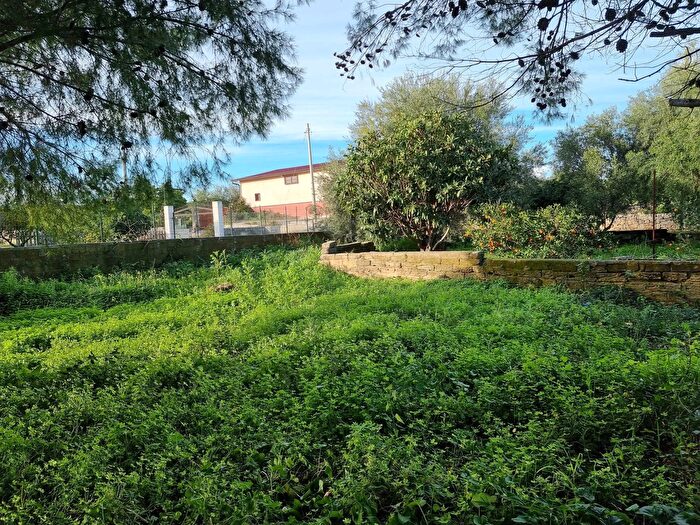 Casa trilocale in vendita in Siracusa