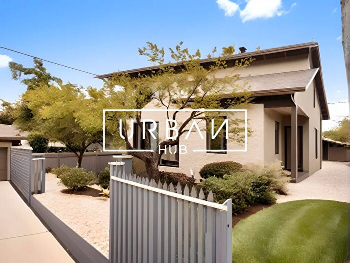 Casa con 8 locali in vendita in Savignano Sul Rubicone