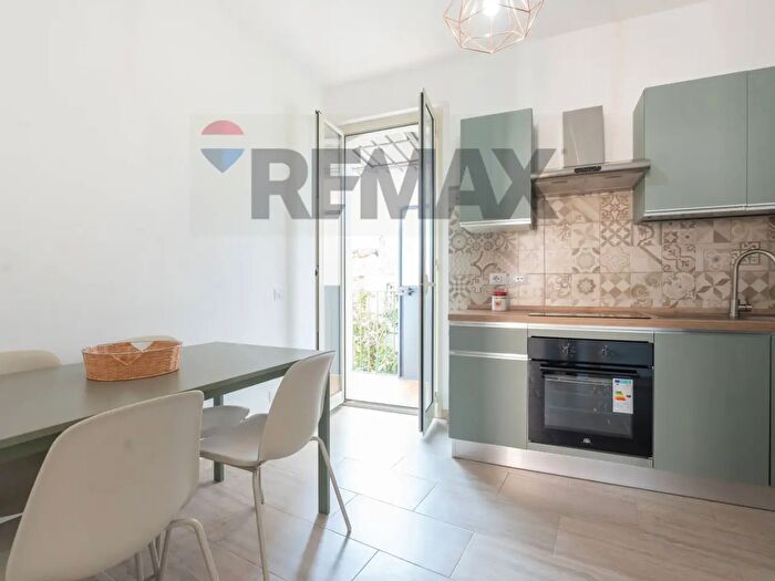 Appartamento monolocale in vendita in Via Pescitello, Catania
