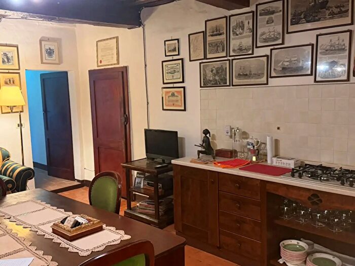 Appartamento trilocale in vendita in Via Cavour, Piegaro