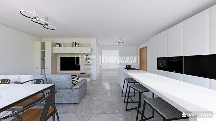 Appartamento quadrilocale in vendita in Via Brugnoletta, Scandiano