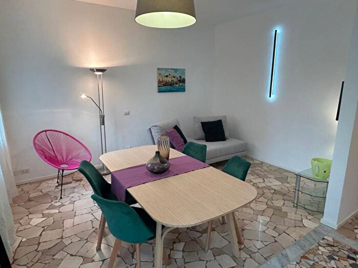 Appartamento bilocale in affitto in Via Marco d'Agrate, Corvetto, Milano