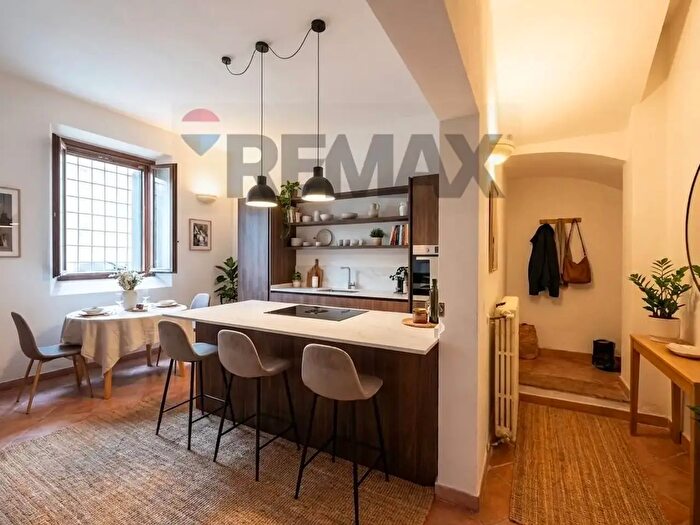 Appartamento trilocale in vendita in Via Soragna, Luzzara