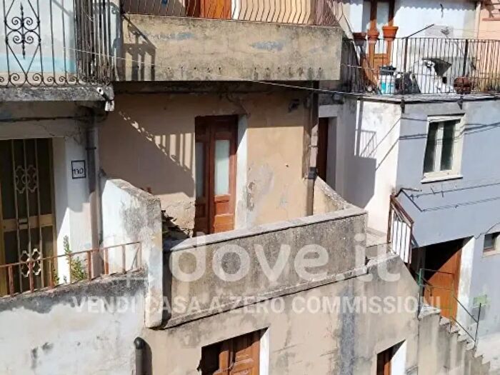 Casa trilocale in vendita in Corso T Campanella, Isca sullo Ionio