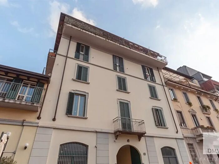 Appartamento bilocale in affitto in Via Monviso, Milano