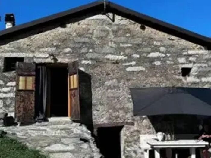 Casa trilocale in vendita in Localita Berzo Demo, Berzo Demo