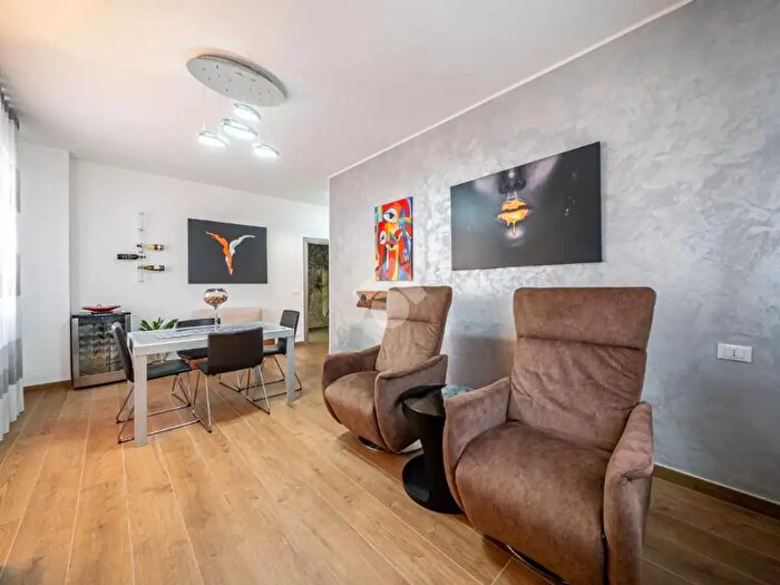 Appartamento quadrilocale in affitto in Via Roma, Castellarano