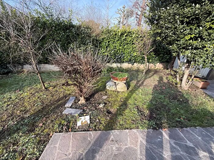 Casa con 7 locali in vendita in Abano Terme
