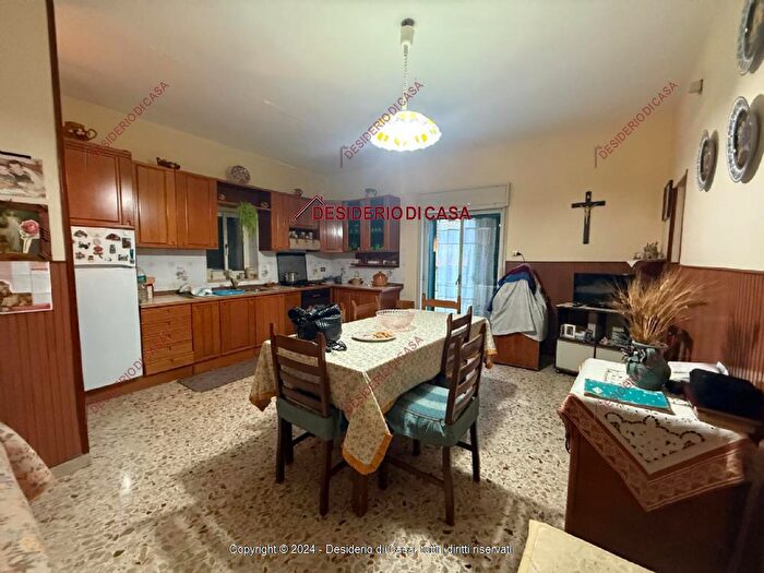 Casa con 6 locali in vendita in Via Regione Siciliana Monreale Pa Italia, Monreale