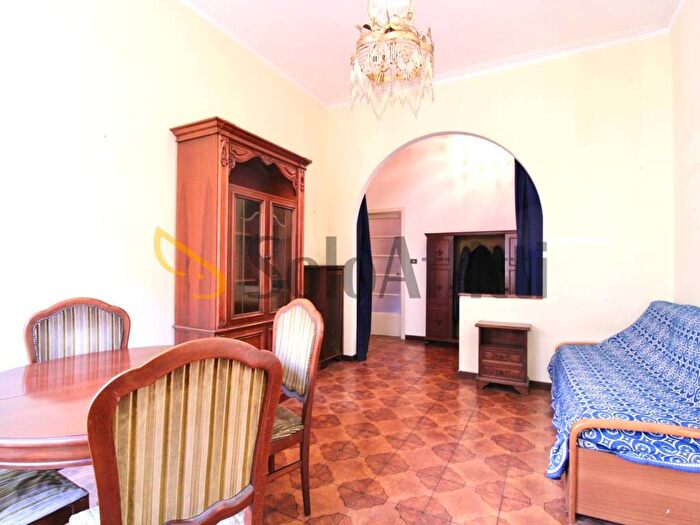 Appartamento quadrilocale in affitto in Via Giovanni Pierluigi da Palestrina, Centrale, Milano